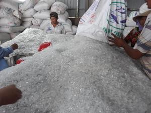 Vietnamese PET Hot Flakes by Ms. Calorine Premium <b>Agricultural</b> <b>Waste</b> Product - Product Image 2