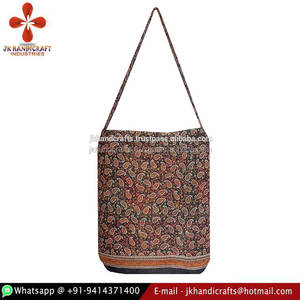 กระเป๋าสะพายไหล่ Kantha วินเทจขายส่ง - Product Image 2