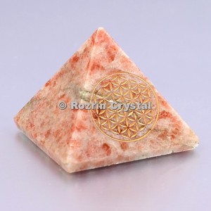 Pyramide de guérison fleur de vie en pierre précieuse - Product Image 1