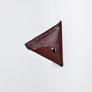 Funda de cuero genuino con forma triangular, soporte para llaves, gran oferta - Product Image 1