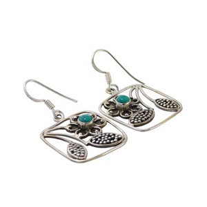 Boucles d'oreilles en argent sterling 925 massif avec pierres précieuses turquoise beaux bijoux de mode vintage pour les mariages fabriqués en argent élégant - Product Image 1