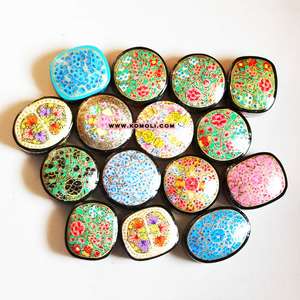 Boîtes à bibelots décoratives peintes à la main, petit carré pour cadeaux de mariage, 50 pièces, décoration pour bonbons - Product Image 6