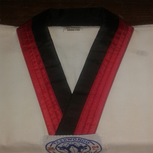 Uniforme de Taekwondo de alta calidad, con collar de doble color - Product Image 3