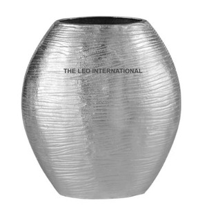 Florero moderno con diseño de forma ovalada de color plateado, metal de aluminio, artículos de lujo, florero artificial - Product Image 1