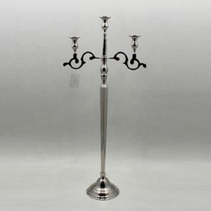 Bougeoir en argent à 3 bras nickelé Candélabre Décoration de la maison Métal Metallica - Product Image 1