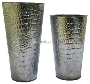 Jardinière de sol contemporaine galvanisée avec plaque GP pour décoration extérieure IHA IHAM011 - Product Image 2