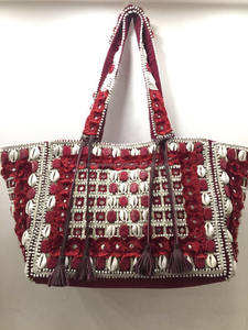 Tela de telar hecho a mano de diseñador de estilo bohemio indio con conchas bolso de hombro para mujer bolsos de noche de compras de playa al por mayor - Product Image 2