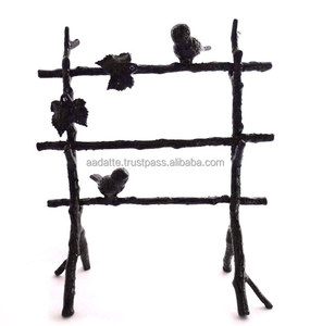 Soporte de joyería de Metal grabado con logotipo de marca de diseñador único para mujer, figurita de fundición de aluminio con diseño de árbol, artesanías de Metal de lujo - Product Image 2