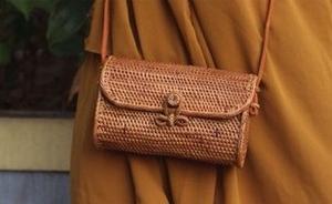 <b>Vintage</b> Style Rattan Shoulder Handbag <b>Purse</b> Model From Vietnam with Cotton Lining and Button Closure - Product Image 2