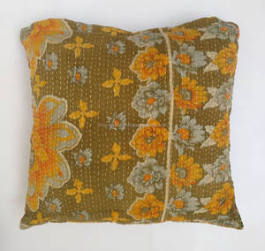 ปลอกหมอนอิง Kantha ทำด้วยมือผ้าฝ้ายอินเดียใหม่ - Product Image 1