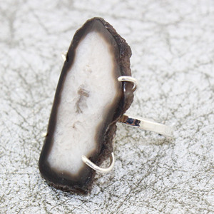 Anillo con forma de rebanada de ágata natural, anillo abierto con ajuste de clavija plateada, hecho a mano, ajustable, unisex, joyería - Product Image 2