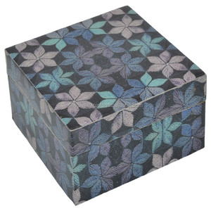 Metier fábrica suministro al por mayor personalizado moderno hecho a mano de madera epoxi joyería Cajas de Regalo último diseño antiguo amor bambú ventilador - Product Image 1