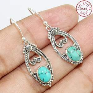 Look artistique boucle d'oreille en argent sterling 925 avec pierres précieuses turquoise bijoux en argent en gros avec boucle d'oreille élégante - Product Image 2
