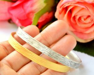 Brazalete de alambre de piedras preciosas de un tamaño, metal de latón, texturizado, auténtico, Oriental, turco, asiático, bohemio - Product Image 3