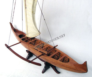 Canoa hawaiana tradicional n. ° 2, modelo de barco de madera, modelo artesanal de madera - Product Image 3