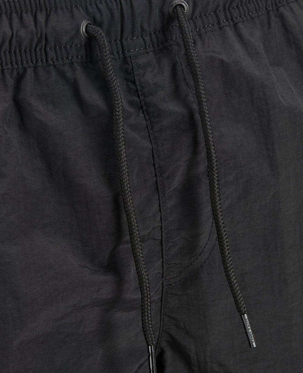 Men's Slim Fit Board Shorts Stylish Functional Swim Trunks