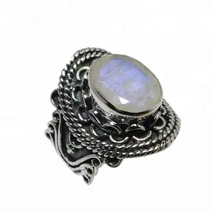 Natürlicher schöner Regenbogen Mondstein ovale Form Handwerk 925 Sterling-Silberring Verlobungsgeschenk