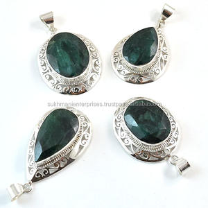 Cuarzo verde colgante de plata de ley 925 joyería India al por mayor de inspiración artesanal hipoalergénico sin níquel joyas sin plomo - Product Image 1