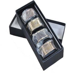 Servilletero de latón con característica de diseñador de metal disponible para ocasiones de fiesta - Product Image 2