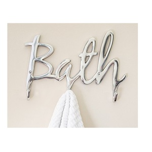 Crochet en métal fabriqué à partir de crochets et de rails en aluminium de haute qualité pour la décoration de la maison et de la salle de bain. - Product Image 1