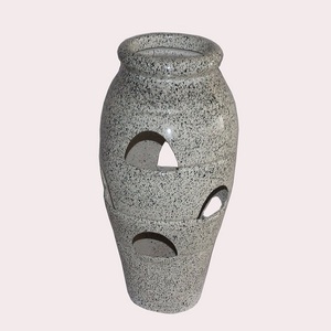 Pot de pierre cylindrique attrayant en granit sculpté à la main du Vietnam - Product Image 1