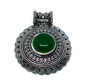 จี้พลอยโอนิกซ์สีเขียวธรรมชาติที่มีชื่อเสียง925จี้เครื่องประดับเงินแท้จี้และสร้อยคอนำโชค - Product Image 2