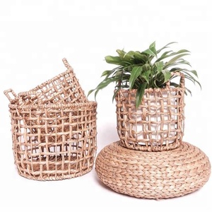 Paniers en jacinthe d'eau de style nouveau et paniers de rangement en osier de paille pour le rangement et l'organisation à domicile - Product Image 1