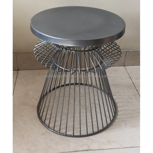 Gris Enduit de Poudre En Métal Table D'appoint - Product Image 1