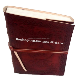 Cahier de notes à couverture rigide A5 fait à la main Designer couverture en cuir véritable étoile en relief Design Business Planner Strap Closure School - Product Image 3