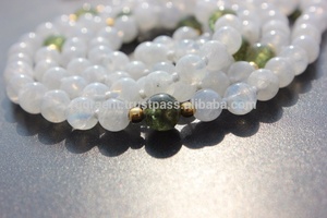 Alta calidad 108 cuentas Yoga Mala collar hecho a mano piedra lunar apatita anudada borla espiritual hinduismo moda regalo con cuentas - Product Image 6