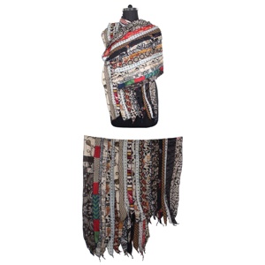 Écharpe vintage en soie multicolore Écharpes Sari Écharpes Sari Patches Écharpe réversible Écharpe rayée colorée Panneau en soie vintage Sari Vintage - Product Image 1