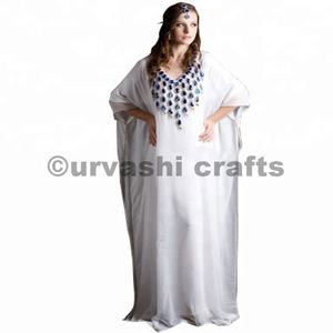 Venta al por mayor Georgette hecho a mano de cristal trabajo boda Kaftan Dubai Farasha Kaftan Abhaya elegante musulmán blanco Color marroquí Kaftan - Product Image 2