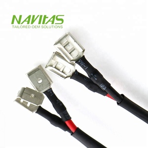 Faisceau de câblage en nylon OEM avec fiches fendues JST SPS61T250 pour équipement électronique - Product Image 1