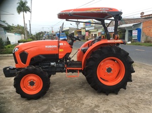 Tracteur KUBOTA d'origine M-6040 SU en provenance du Japon - Product Image 4