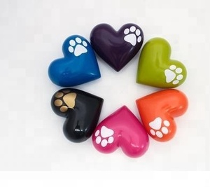 Urna Funeraria para Mascotas en Forma de Corazón, Estilo Americano, de Brassworld India, para Perros y Gatos, Modelo BWI-786-209, Artículos Funerarios - Product Image 1