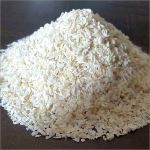 Best Quality Dehydrated White <b>Onion</b> Garlic Cloves Flakes for Export Countries for Oman Qatar Saudi Arbia - Product Image 4