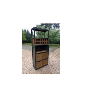 Solución de almacenamiento de gabinete de vino de muebles industriales elegantes y duraderos con sillas de bar para colección de vino - Product Image 1