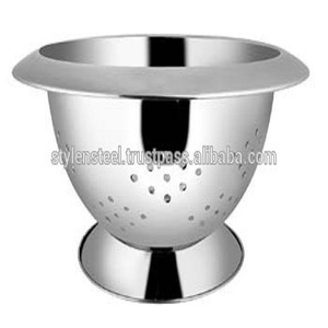 ที่กรองท่อระบายน้ำในครัวกระชอนสปันเดอร์สแตนเลสพร้อมฐานกระชอนสำหรับเก็บผลไม้ทรงสี่เหลี่ยมมีสไตล์ - Product Image 5