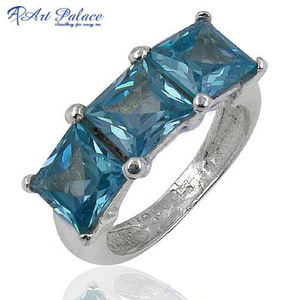 Topaze bleue très remarquable en trois pierres Bague en argent massif 925 Jolis bijoux en pierres précieuses pour femmes et filles - Product Image 2
