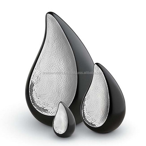 Urna funeraria de lágrima para suministros funerarios humanos de Brassworld India - Product Image 3