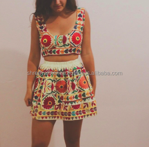 Banjara-falda y Top de tela bordada a mano, Vintage - Product Image 1