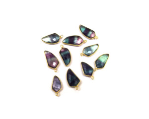 Connecteurs de pierres précieuses en fluorite plaqués or 18 carats Connecteurs de lunette en forme de feuille de rhodium noir en or rose disponibles en or et en argent - Product Image 4