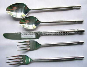 Ensemble de couverts en acier inoxydable écologiques Ustensiles de salle à manger en métal de haute qualité pour les mariages - Product Image 5