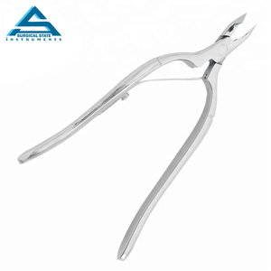 Vente en gros Pince à double ressort avec flèche arrière Pince à ongles Beauté Doigt Instruments de coupe des ongles Lames concaves - Product Image 3