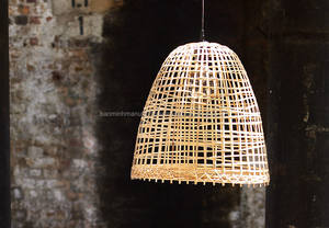 Pantallas de mimbre de bambú tejidas a mano de estilo de granja escandinavo tradicional rústico costero - Product Image 2