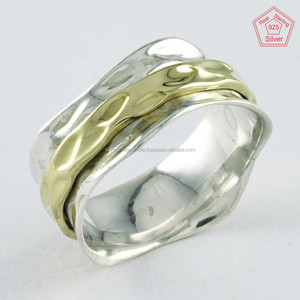 Bague tournante en argent sterling 925 à sertissage invisible, bicolore, martelée, bijoux de mariage et de fiançailles, vente en gros de bagues tournantes en Inde - Product Image 3