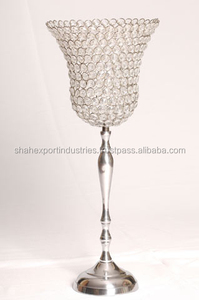 Pièce maîtresse de table décorative moderne en métal avec tasse Hurricanes en cristal pour mariage et décoration de Noël - Product Image 2