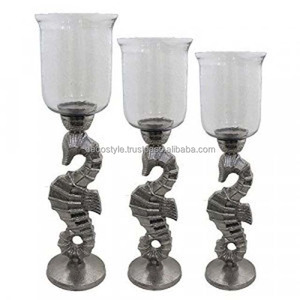 Bougeoir hippocampe en aluminium doré - Product Image 1