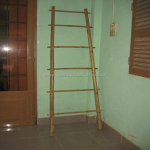 GIA GIA NGUYEN Porte-serviettes en échelle en bambou Mobilier d'extérieur et de salle de bain moderne et élégant et durable avec application de villa - Product Image 5