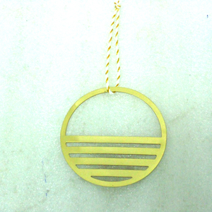 Adorno decorativo colgante de Navidad, forma redonda de Metal dorado, oferta - Product Image 1